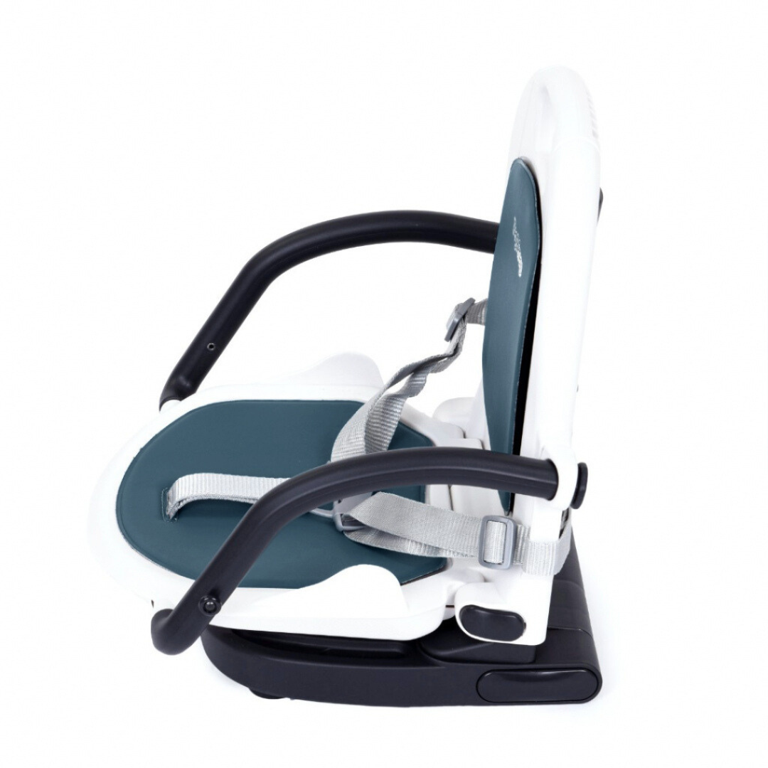 مقعد معزز قابل للتعديل من Peg Perego RIALTO، أحمر فراجولا مستعمل بحب و مجدد