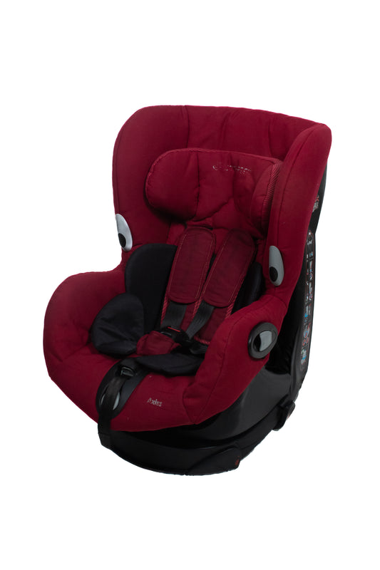 Preloved Maxi Cosi Axiss Car Seat, Nomad Red